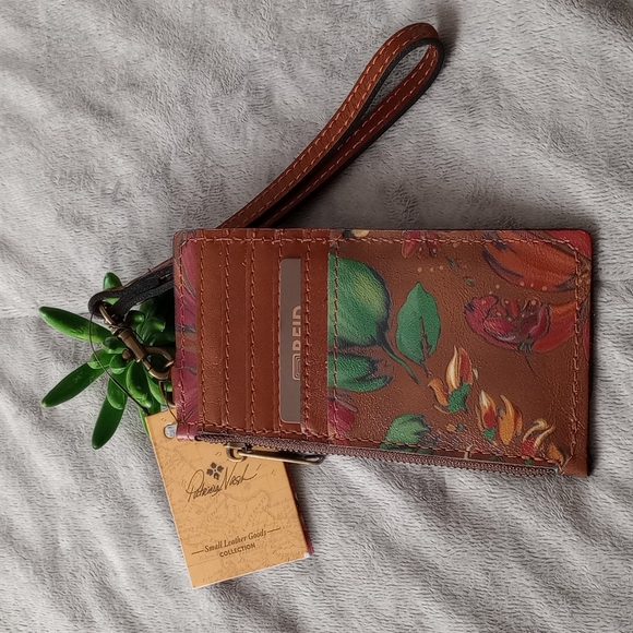 Patricia Nash Accessories - 🆕 PATRICIA NASH "THE TROPICS" ALMERIA BROWN LEATHER WRISTLET / WALLET🔹NWT🔹